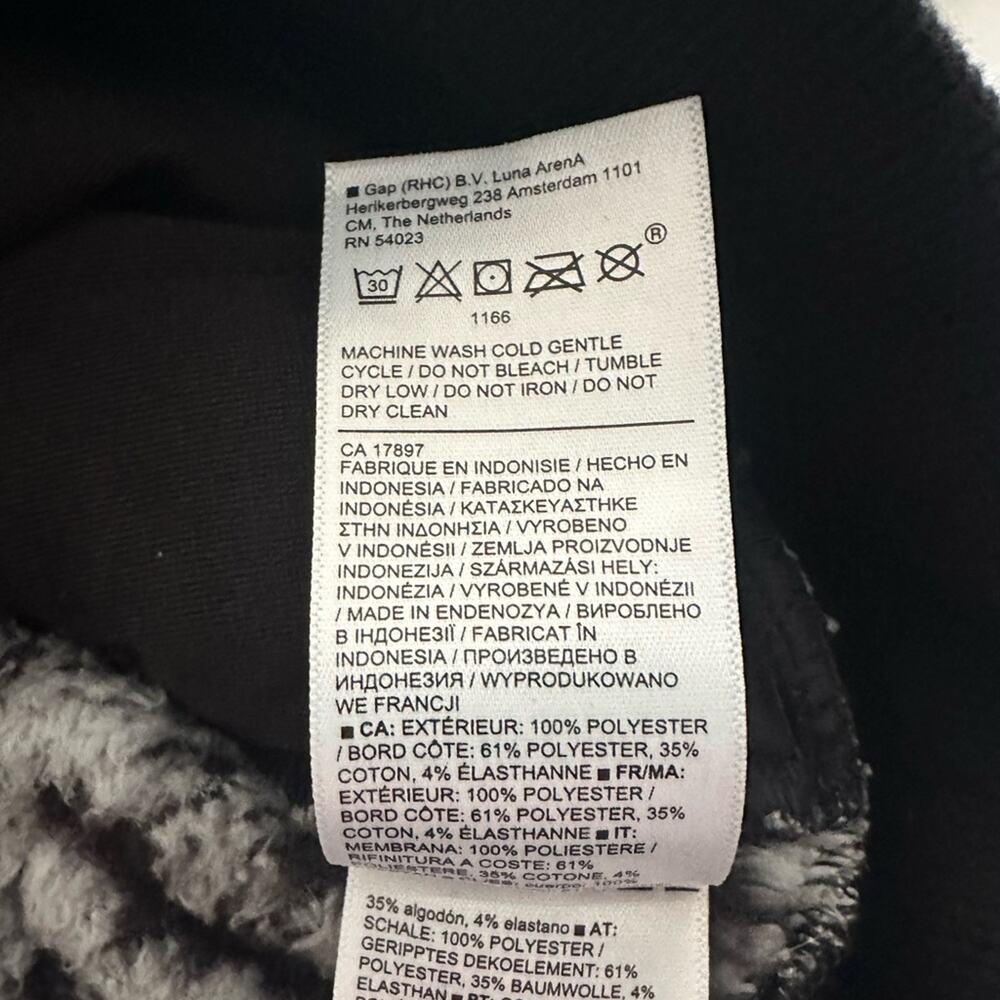 Athleta fuzzy hoodie with pockets, size large - Picture 5 of 9